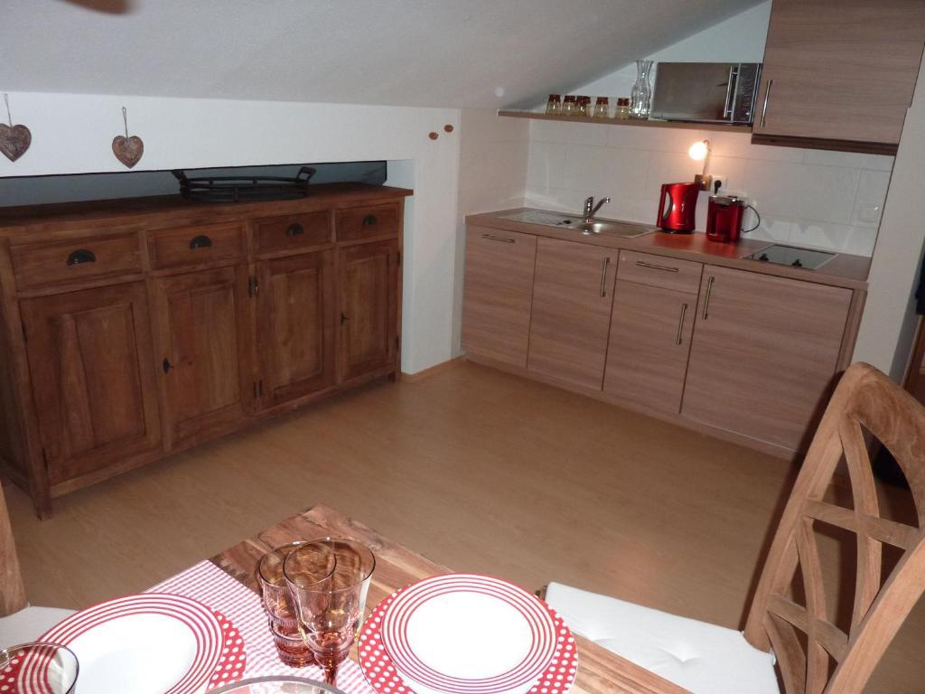 Ferienappartment Zuerker การ์มิช-พาร์เทนเคียร์เชน ภายนอก รูปภาพ